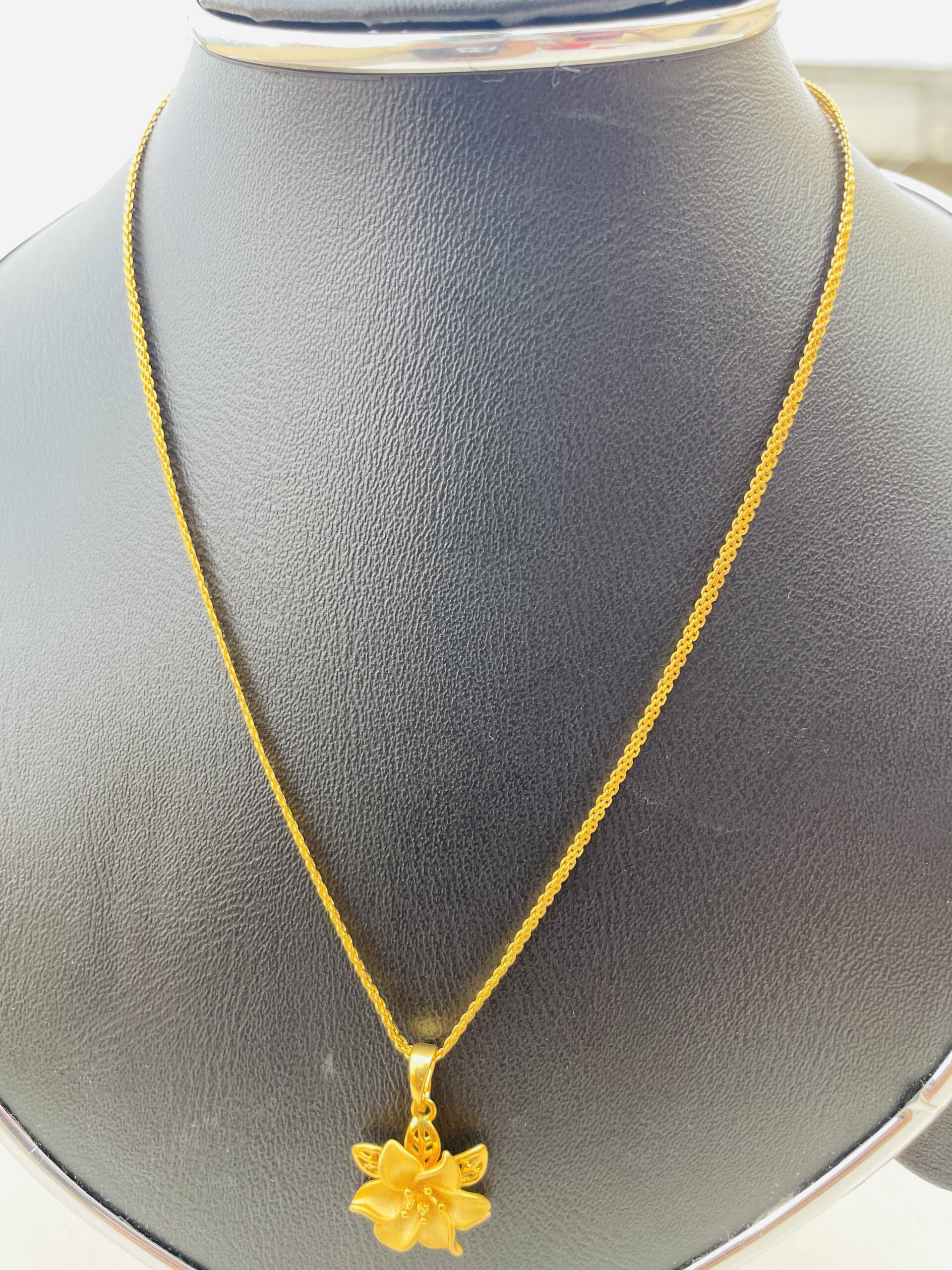 22k Gold plated Necklace Set - Image 3